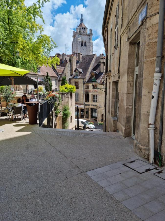 Kleines Appartement Im Zentrum Dole Buitenkant foto